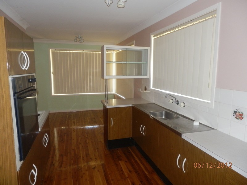 34 Box Road, Casula NSW 2170