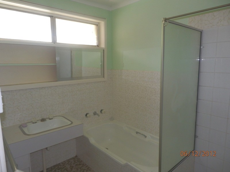 34 Box Road, Casula NSW 2170