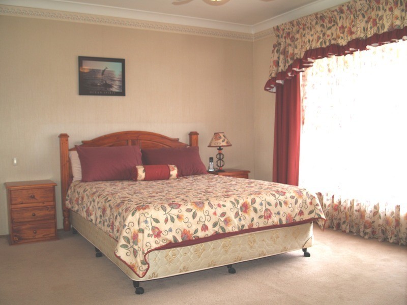 42 Guise Avenue, Casula NSW 2170