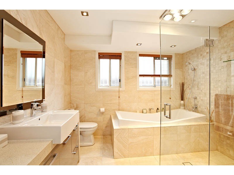 3 Popple Close, Casula NSW 2170