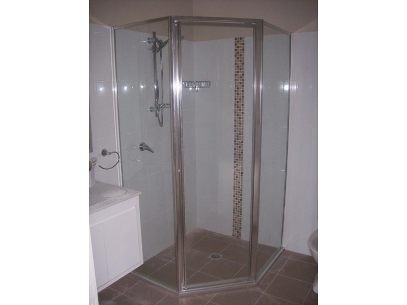 18 Atlanta  Place, Casula NSW 2170