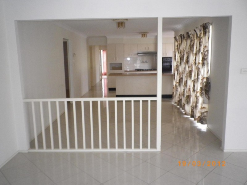 49 Kendall Drive, Casula NSW 2170