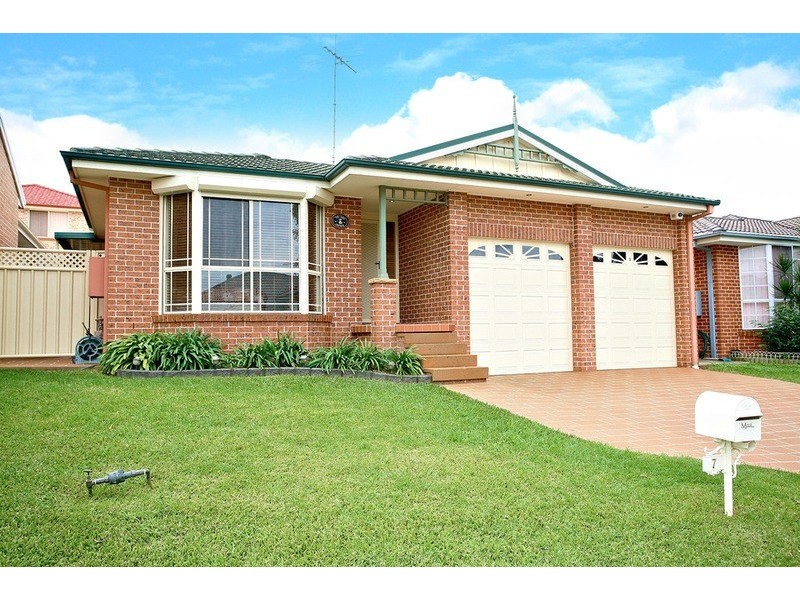 7 Harpur Place, Casula NSW 2170