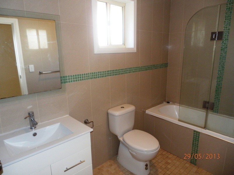 21 Gibson Avenue, Casula NSW 2170