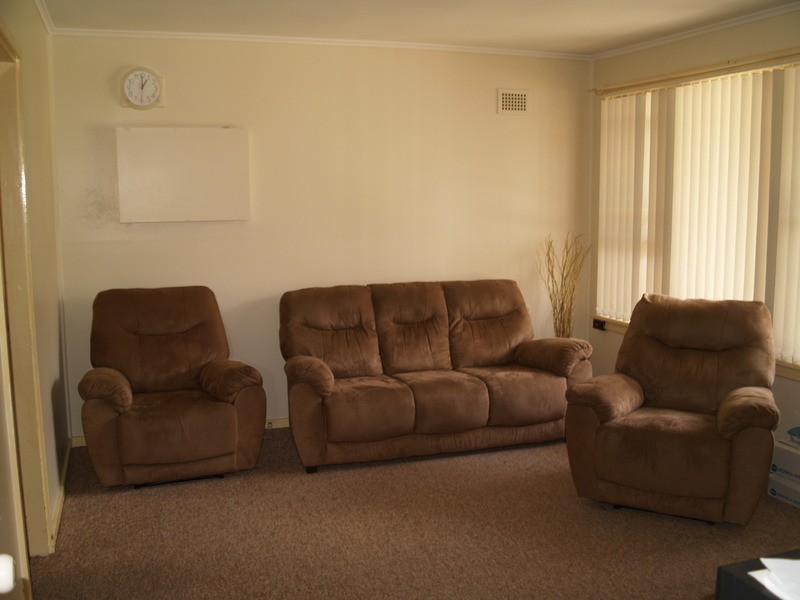 20A Ellis Crescent, Miller NSW 2168