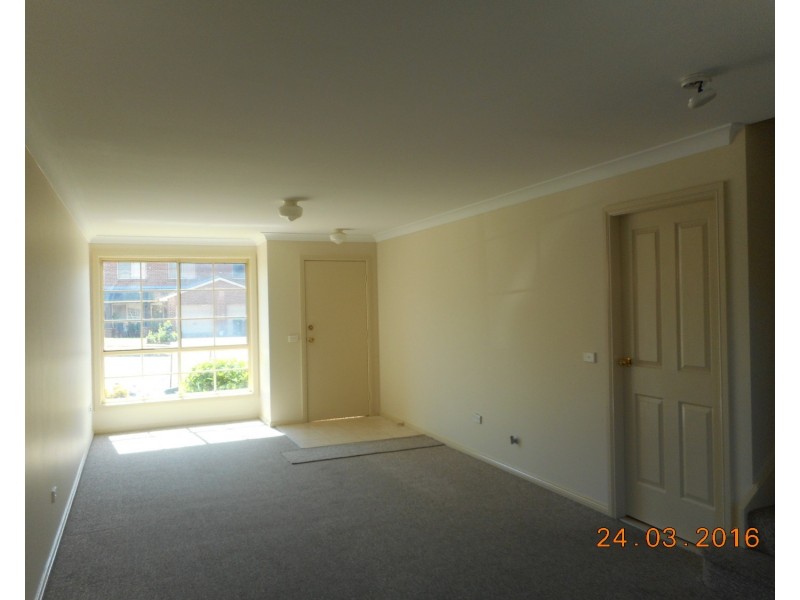 2/154-156 Leacocks Lane, Casula NSW 2170