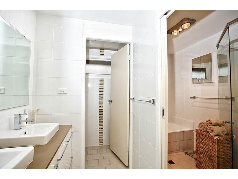 14 Brigalow Avenue, Casula NSW 2170