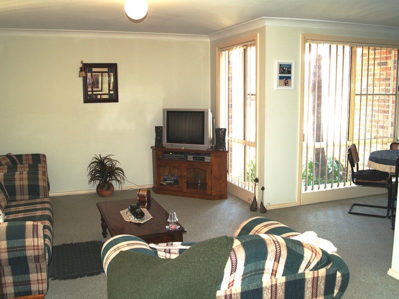 1/12 Sidney Place, Casula NSW 2170