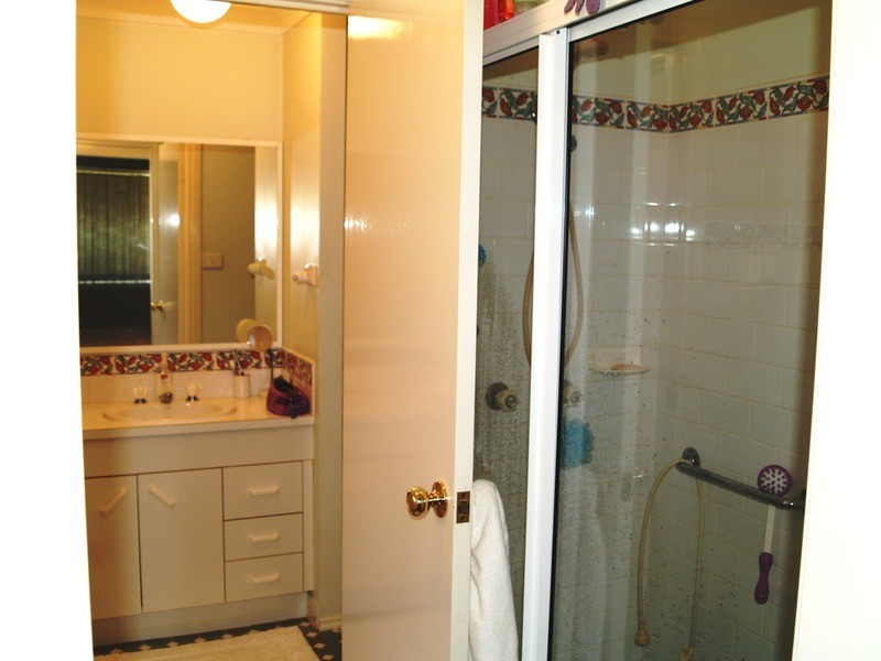 1/12 Sidney Place, Casula NSW 2170