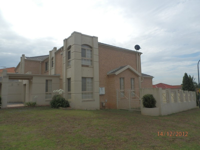 42 Wagga Wagga Street, Prestons NSW 2170