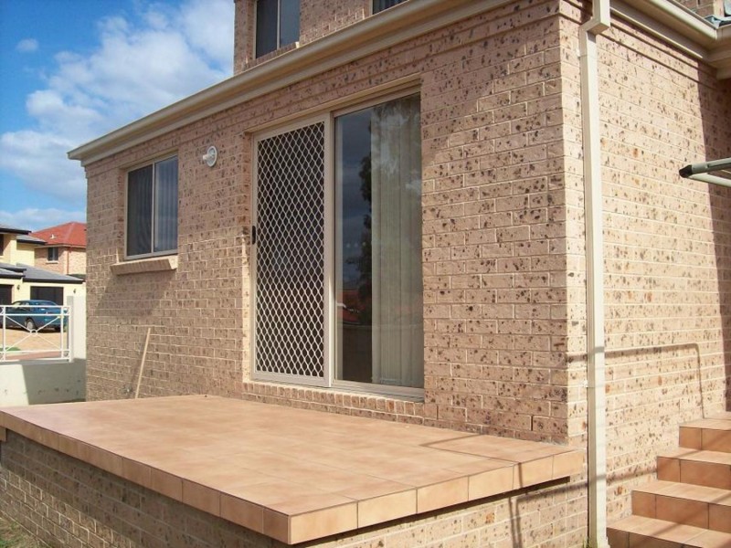 42 Wagga Wagga Street, Prestons NSW 2170