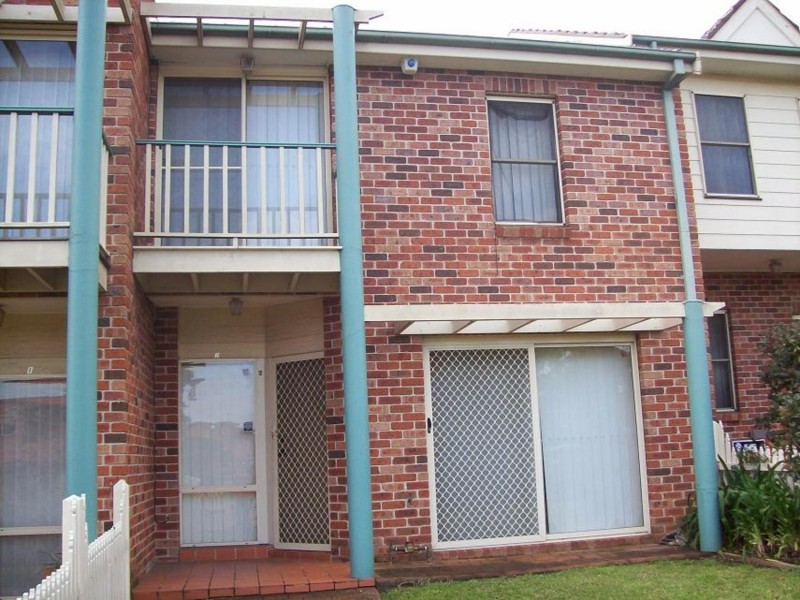 2/1-3 Kurrajong Road, Casula NSW 2170
