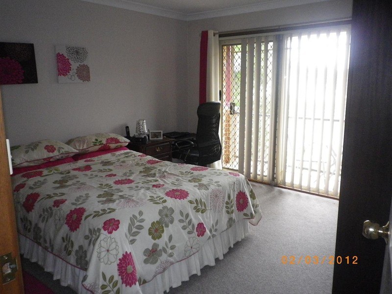 2/10-12 Doomben Close, Casula NSW 2170