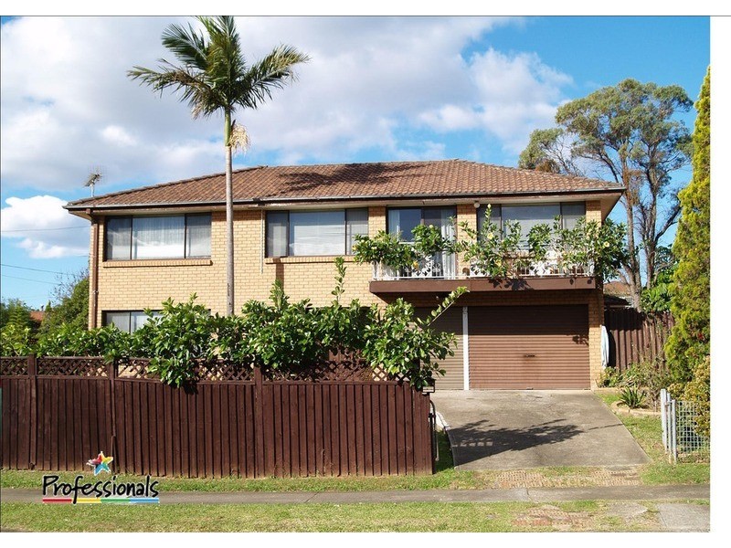 2 Birch Avenue, Casula NSW 2170