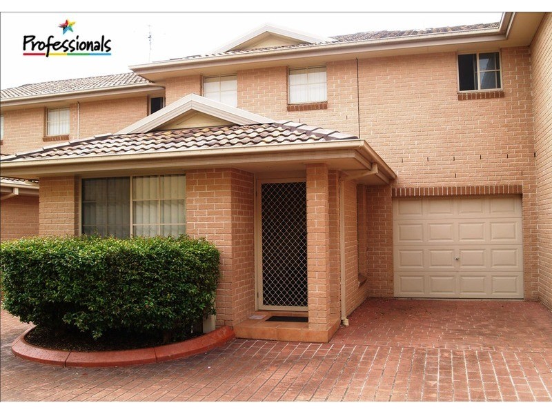 14/12 Pine Road, Casula NSW 2170