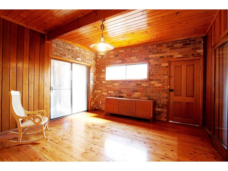 10 Ashcroft Avenue, Casula NSW 2170