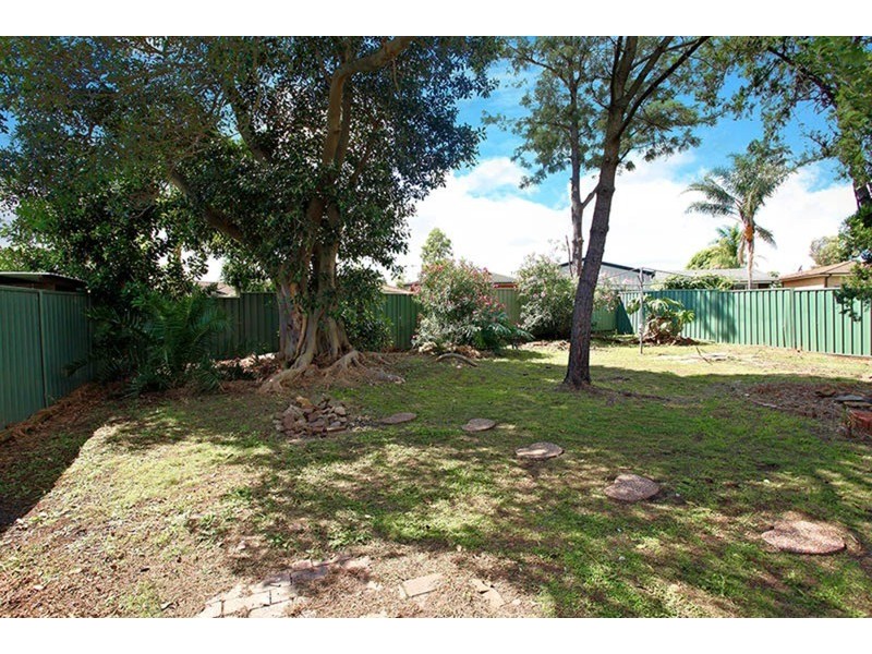 10 Ashcroft Avenue, Casula NSW 2170