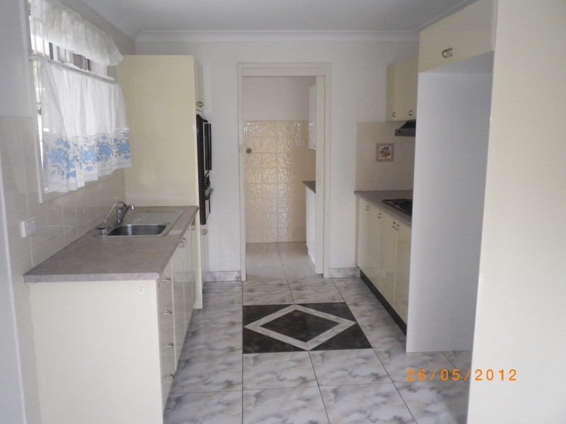 36 Hanna Avenue, Casula NSW 2170