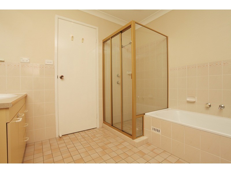 105 Leacocks Lane, Casula NSW 2170