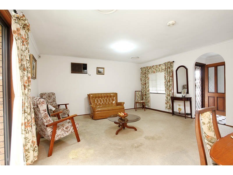 39 Napier Avenue, Lurnea NSW 2170