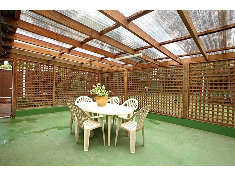 39 Napier Avenue, Lurnea NSW 2170