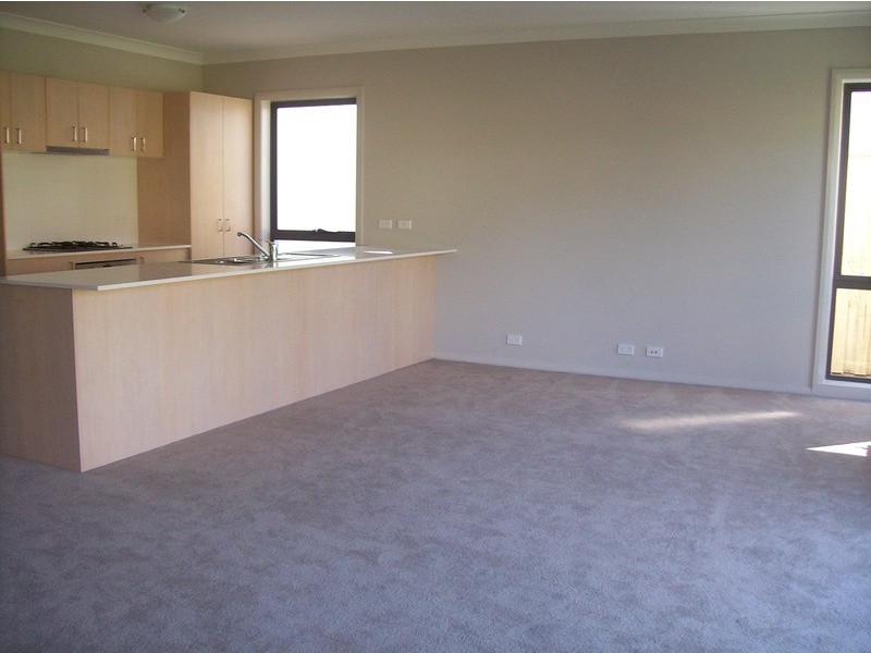 4  Brothers Lane, Glenfield NSW 2167