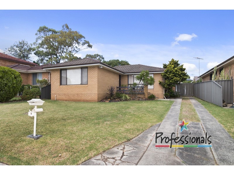 9  Grose Avenue, Lurnea NSW 2170