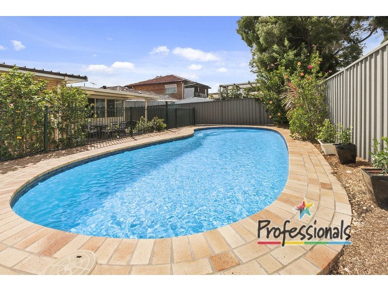 9  Grose Avenue, Lurnea NSW 2170