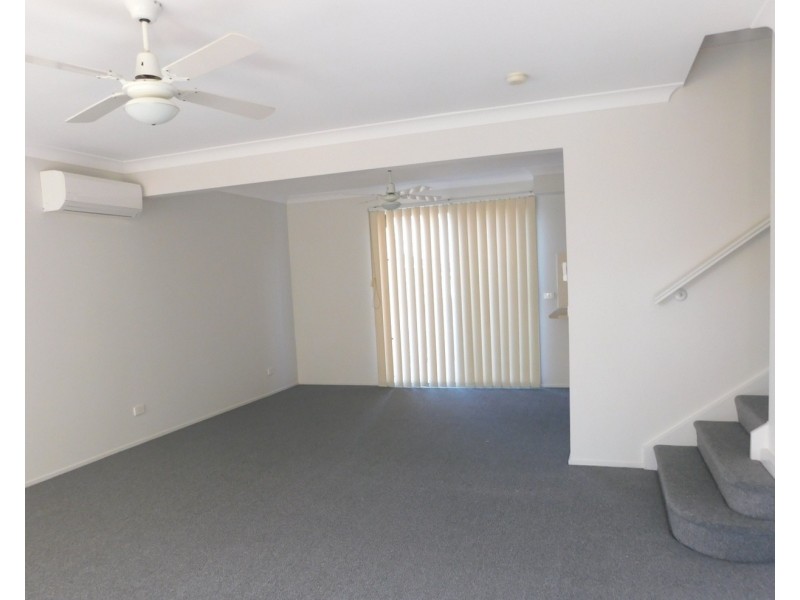 1/36 Holland Crescent, Casula NSW 2170