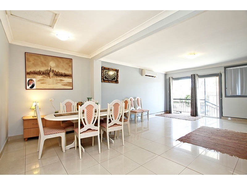 11 Carnation Avenue, Casula NSW 2170