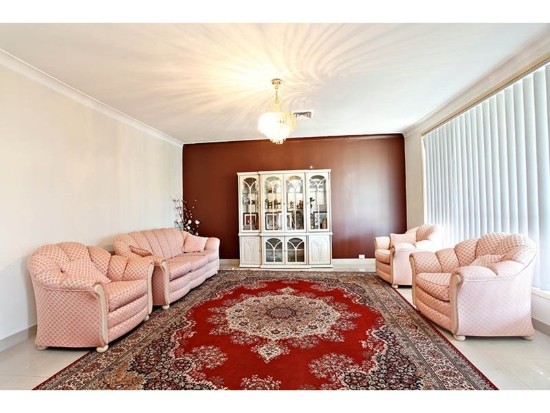 11 Carnation Avenue, Casula NSW 2170