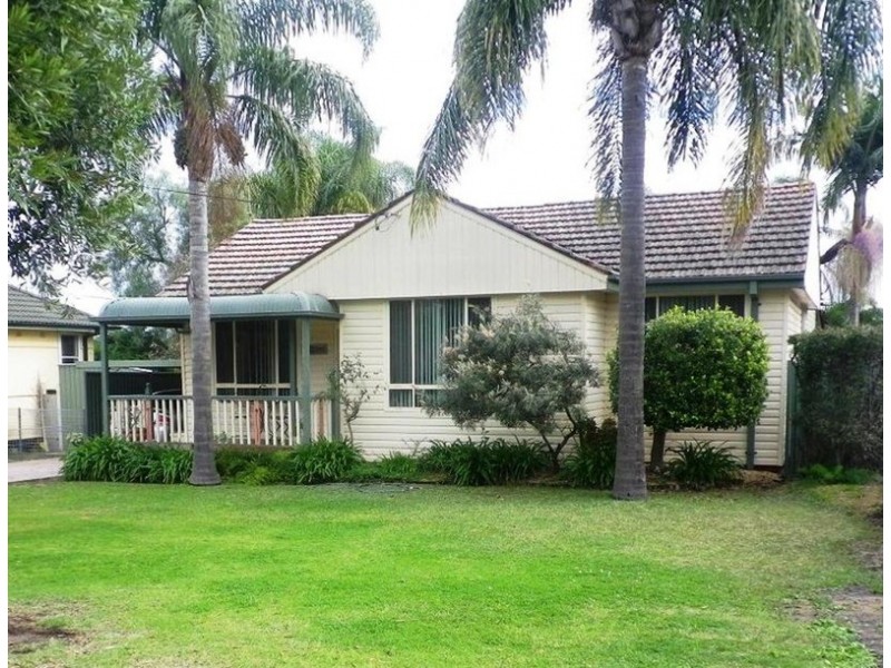 4 Benfield Parade, Panania NSW 2213