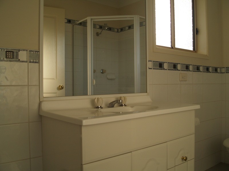 10/12 Pine Road, Casula NSW 2170