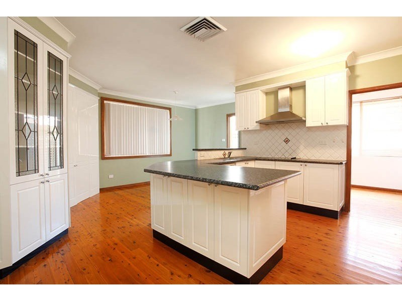 44 Reserve Road, Casula NSW 2170