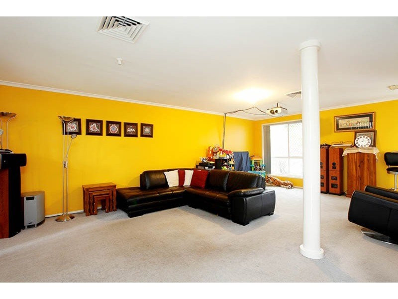 10B Eva Avenue, Green Valley NSW 2168