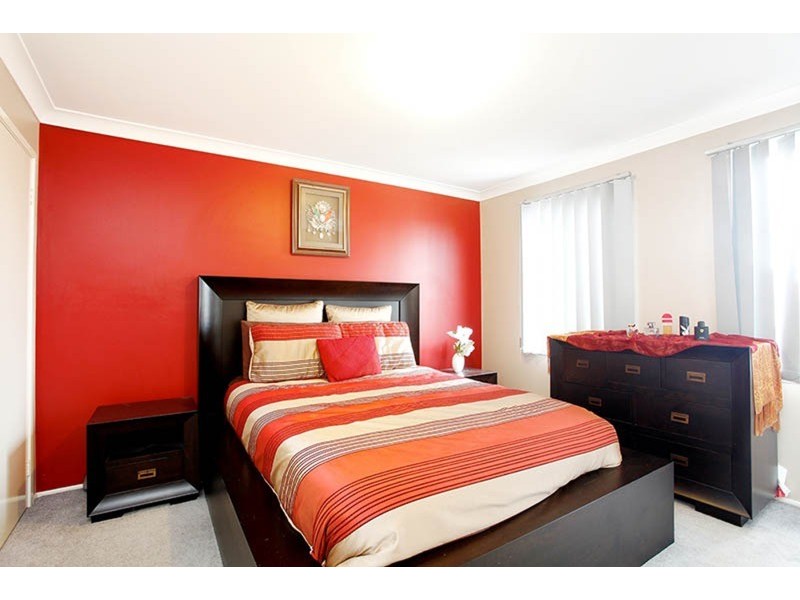 10B Eva Avenue, Green Valley NSW 2168