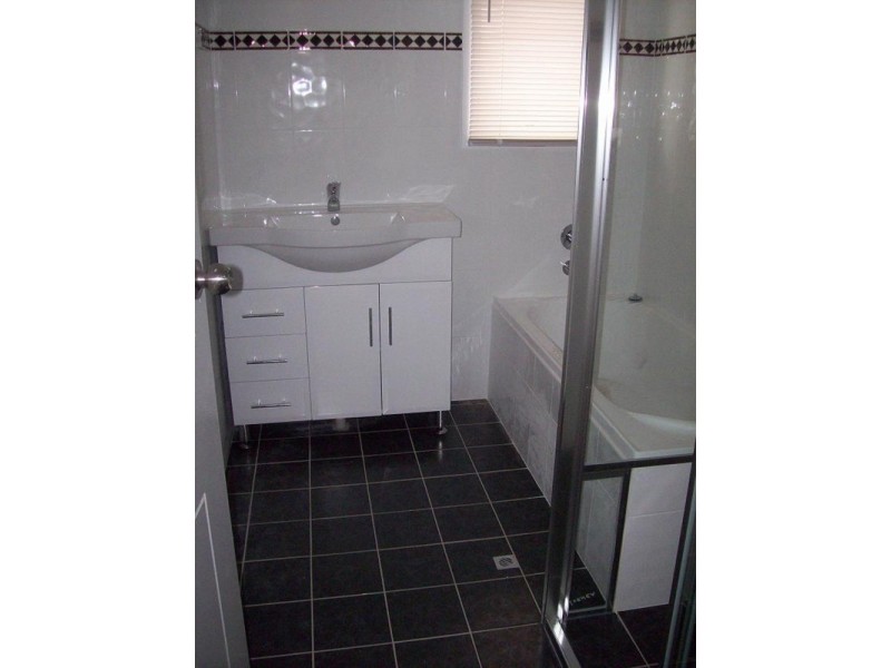 32 Denison Avenue, Casula NSW 2170