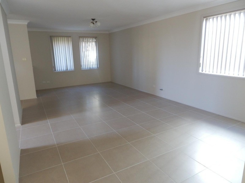 28 Gungarlin Drive, Horningsea Park NSW 2171