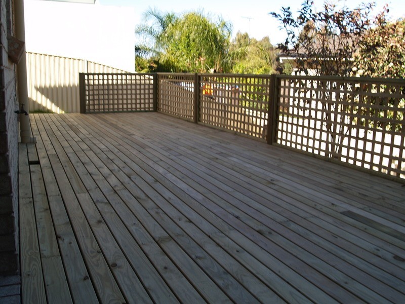 22 Idriess Place, Casula NSW 2170