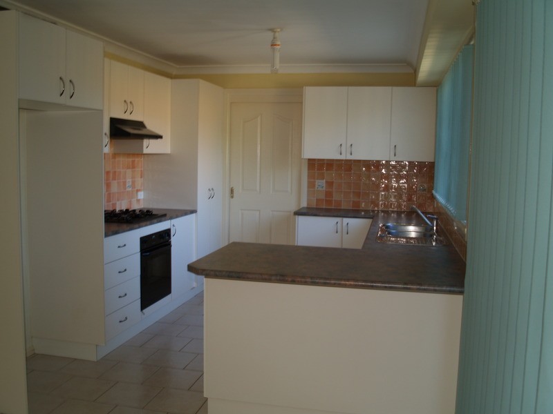 22 Idriess Place, Casula NSW 2170