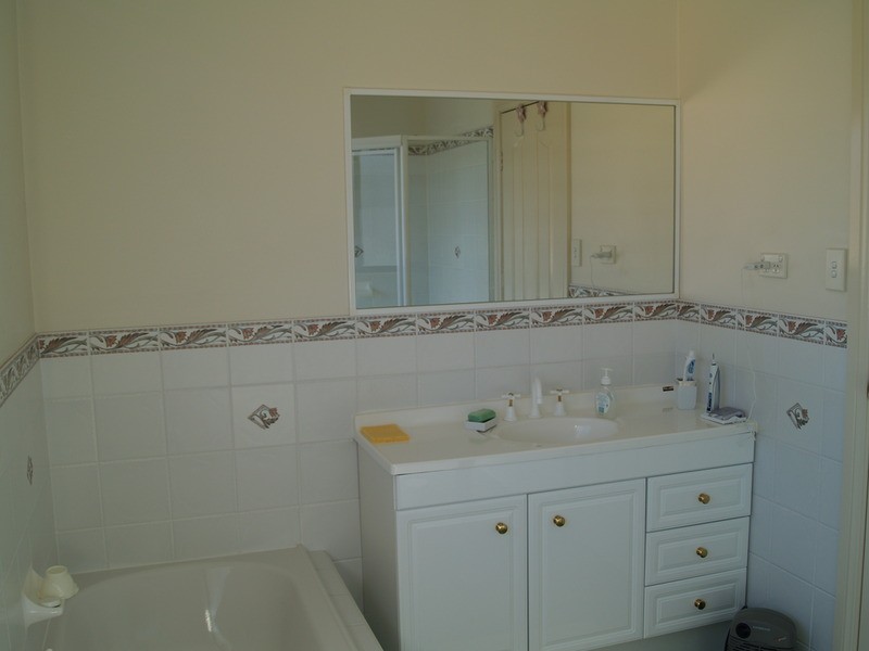 22 Idriess Place, Casula NSW 2170