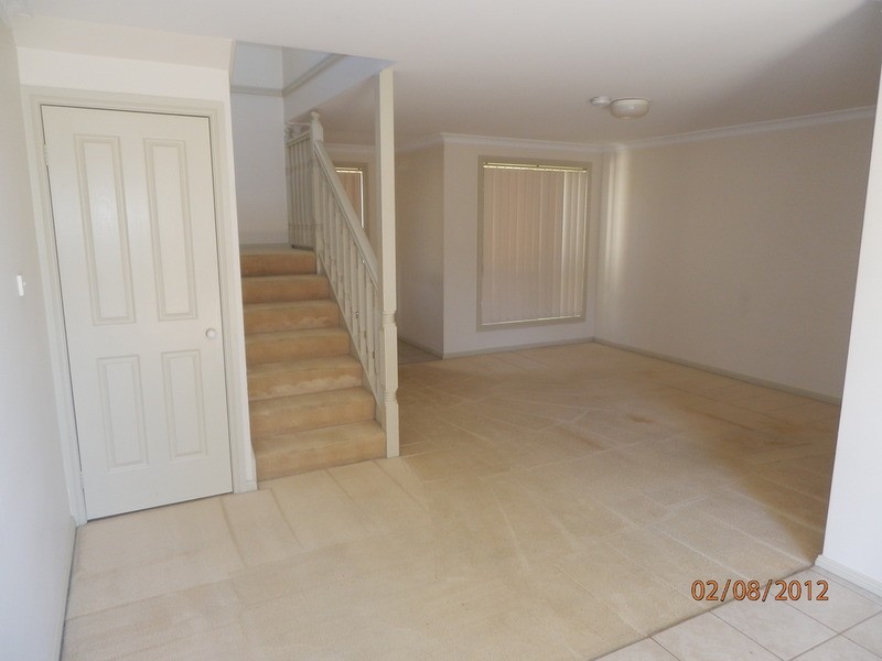 6/9-11 Doomben Close, Casula NSW 2170