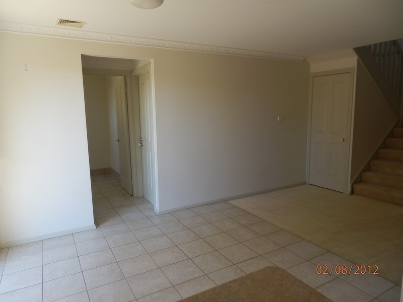 6/9-11 Doomben Close, Casula NSW 2170