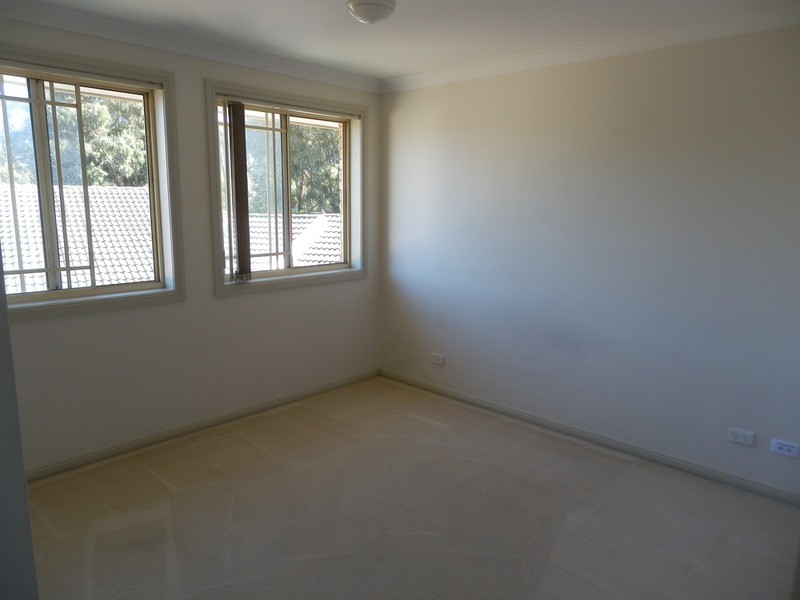 6/9-11 Doomben Close, Casula NSW 2170