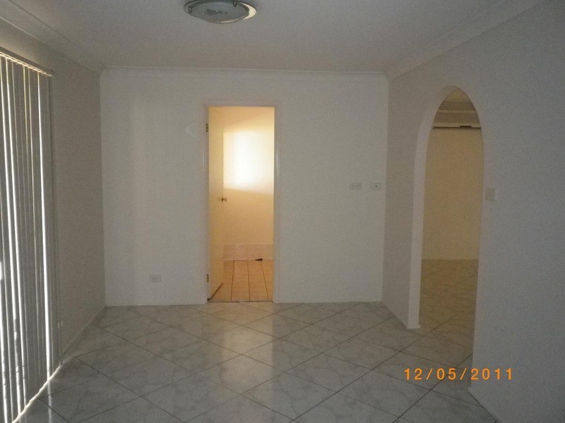 6 Abbott Place, Ingleburn NSW 2565