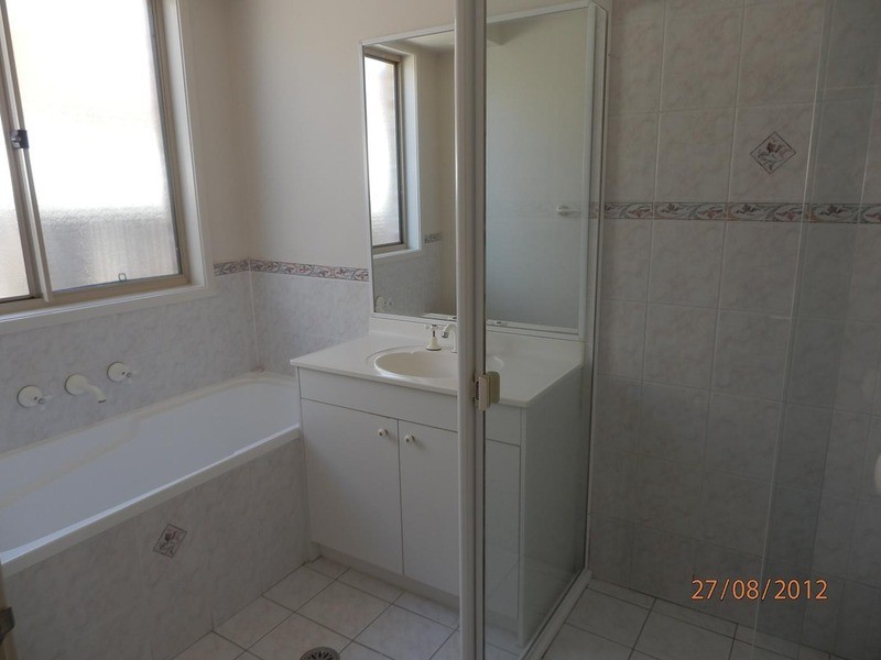 6 Abbott Place, Ingleburn NSW 2565