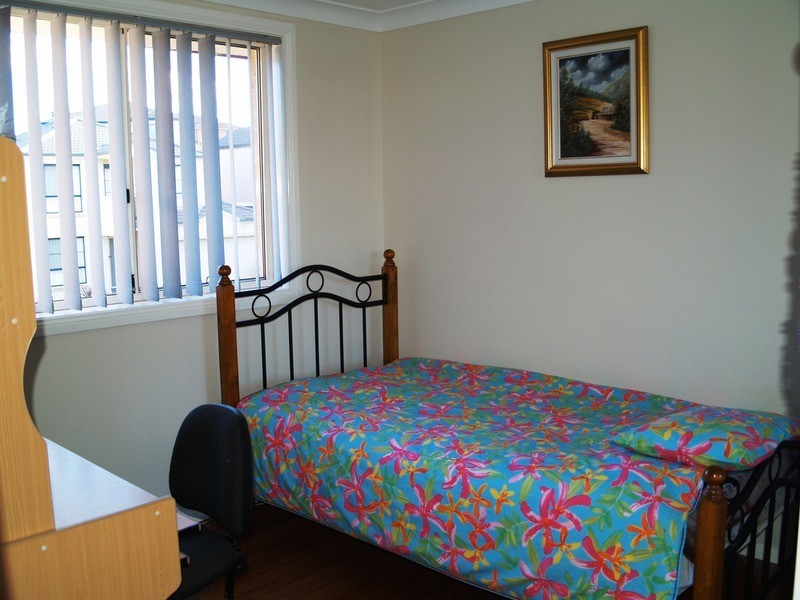18B Kitson  Way, Casula NSW 2170