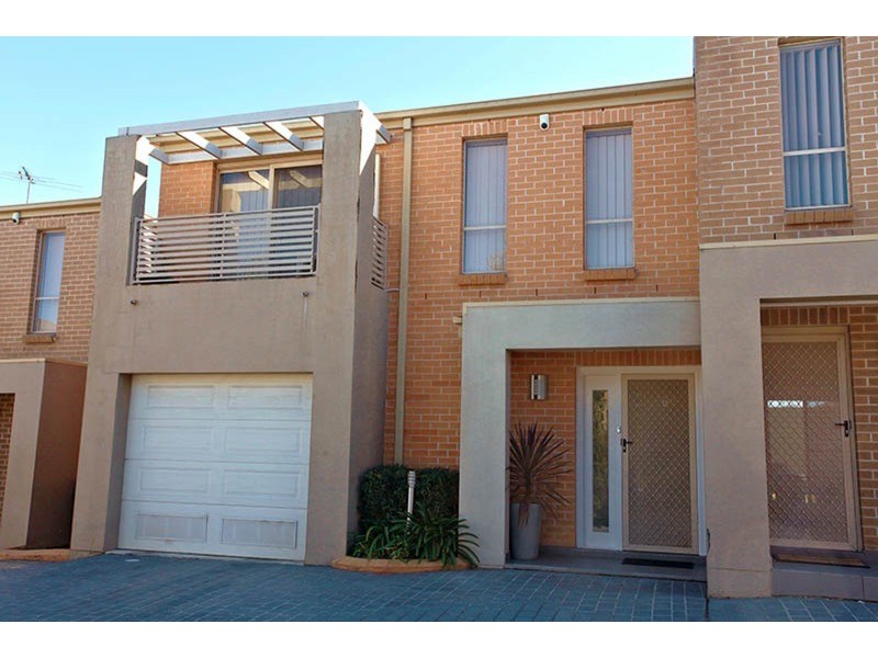 12/14-16 Yerona  Street, Prestons NSW 2170