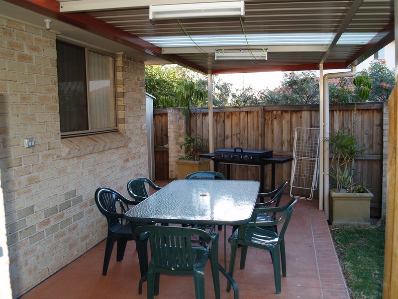 10/16-18 Carnation Avenue, Casula NSW 2170