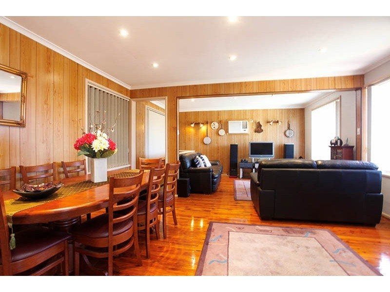 54 ST Andrews Boulevard, Casula NSW 2170